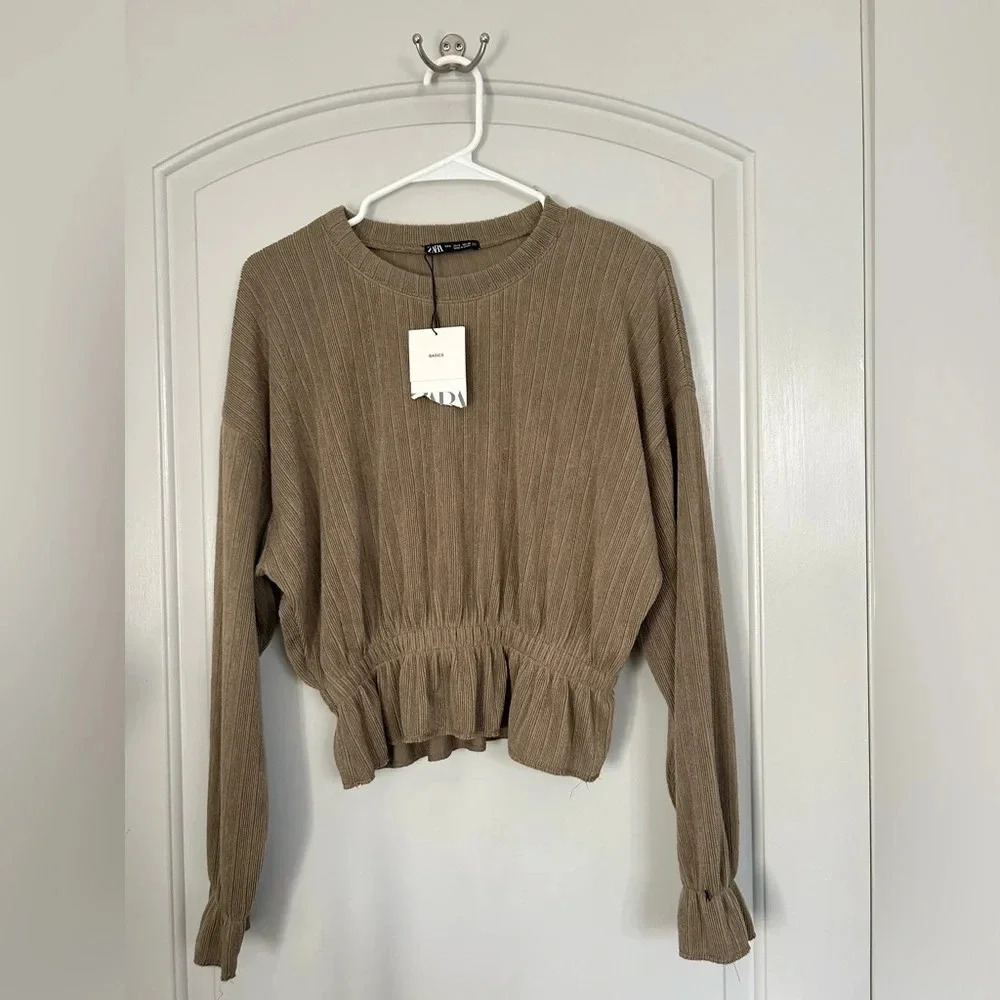 Zara Olive Women's Ribbed Peplum Bell Sleeve Long Sleeve Top size small NWT